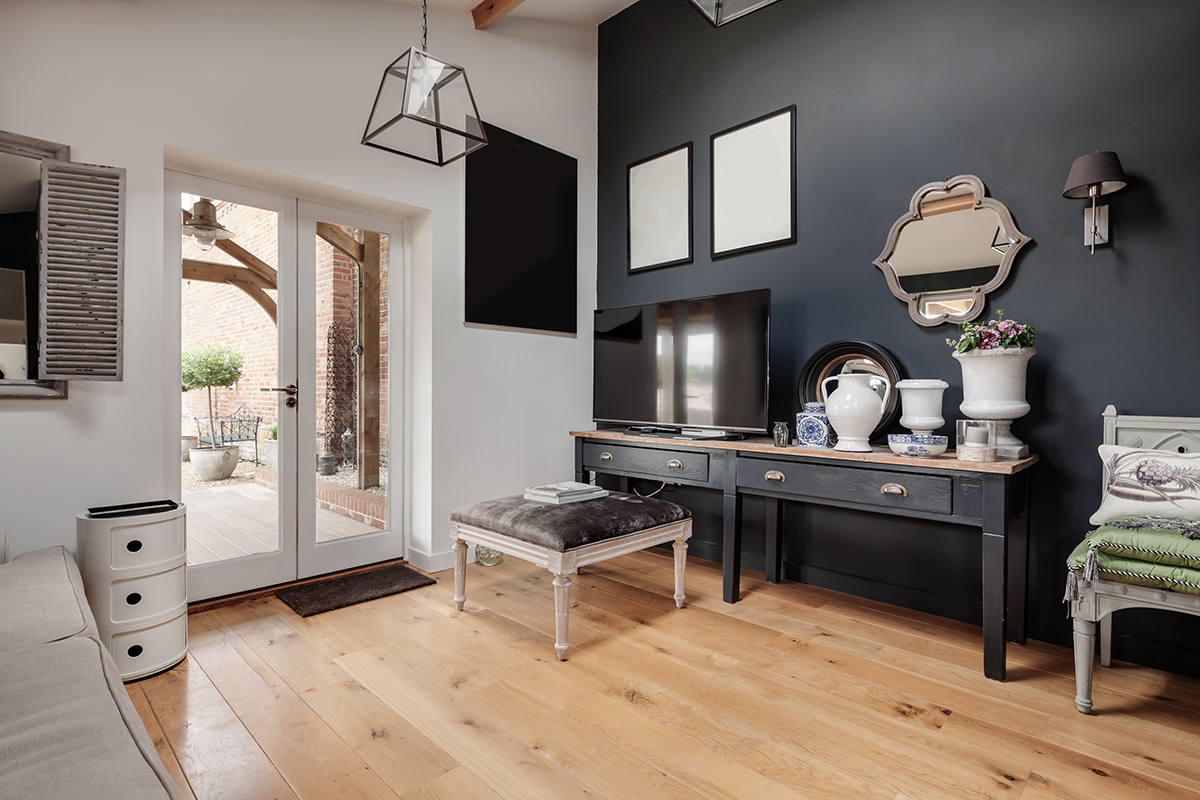 Welcome to Sandra And Tim’s Decorating